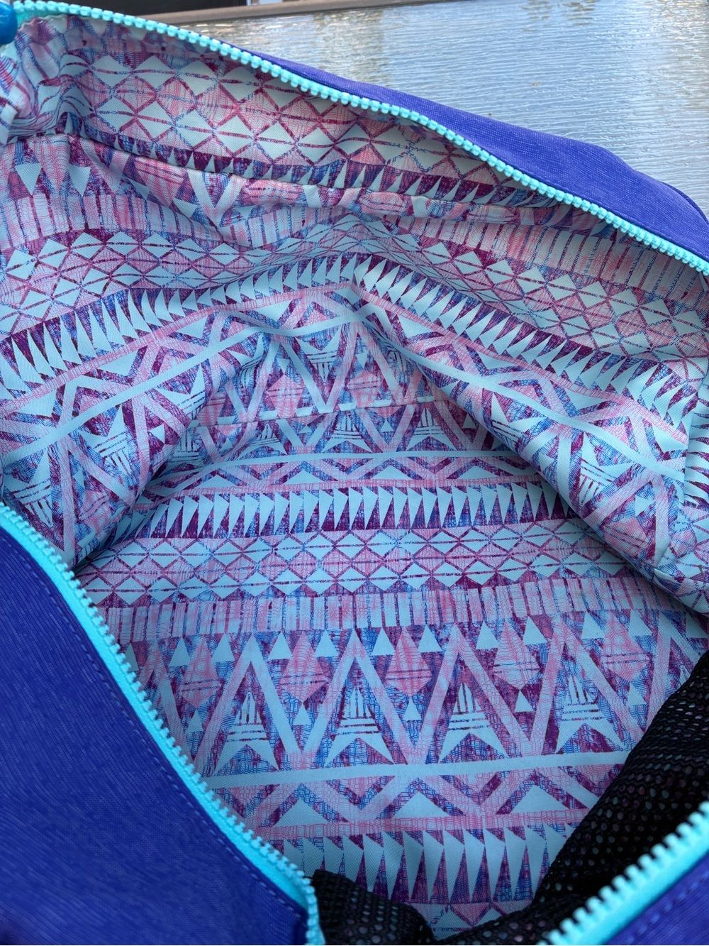 Ivivva By Lululemon Royal Blue "In The Game" Duffle Gym Overnight Weekender Bag - Picture 7 of 16